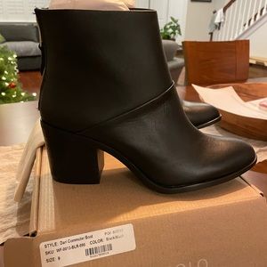 Nisolo Dark Commuter Boot size 9